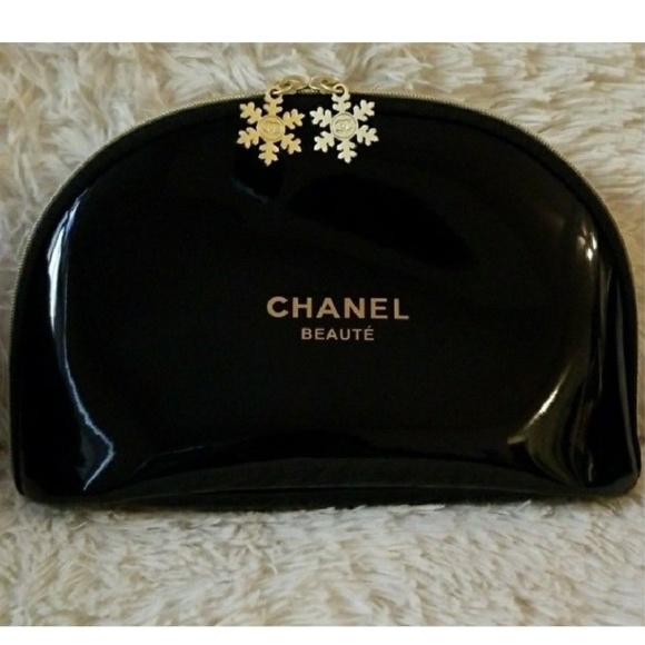chanel beaute makeup bag